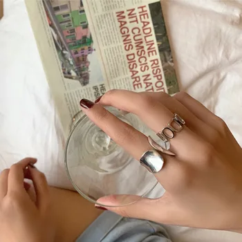 Koreai Minimalista Ezüst Szín Szélesség Gyűrűk a Nők számára Új Divat Kreatív Üreges Mértani Kézzel készített Parti Ékszer Ajándék Nyitott Gyűrű