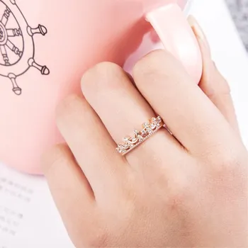 Klasszikus Új Korona Strasszos Gyűrű Valentin Napi ajándék Gyűrű A Nők 8RD29