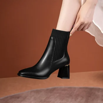 Kötött zokni, csizma női francia stílus retro tér toe magas sarkú vastag sarok rövid csizma 2021 őszi új női téli csizma